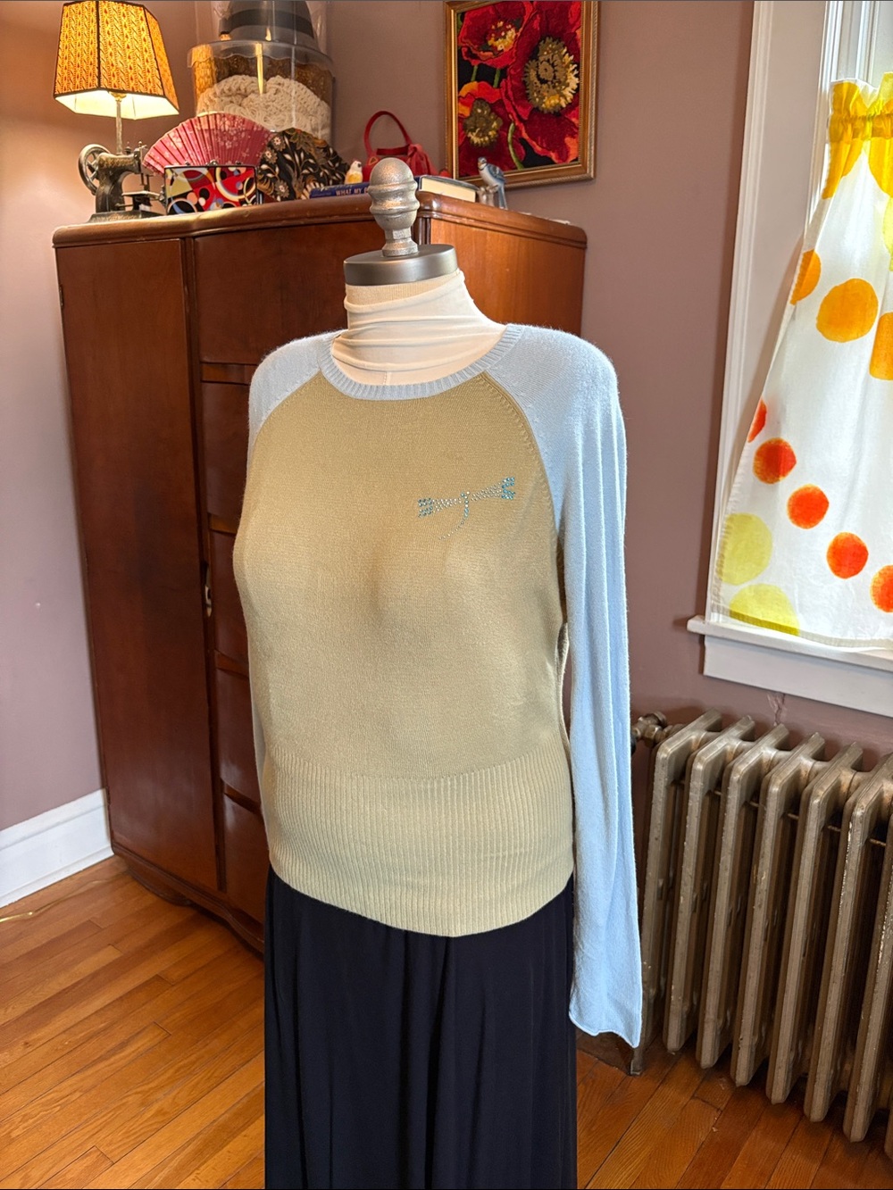 Women's  Beadazzled Dragonfly Cream & Light Blue Raglan Sleeve Sweater Large